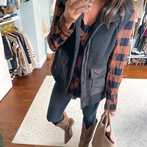 Plaid button down top - Picture 3 of 3